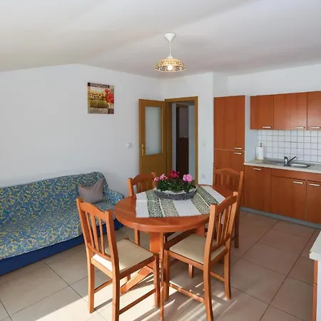 2 Bedroom Amazing In Daire Portorož